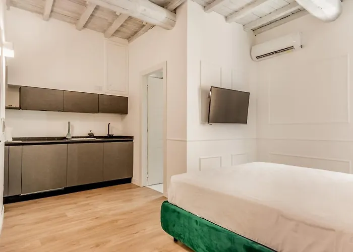- Vittoria Palace * רומא