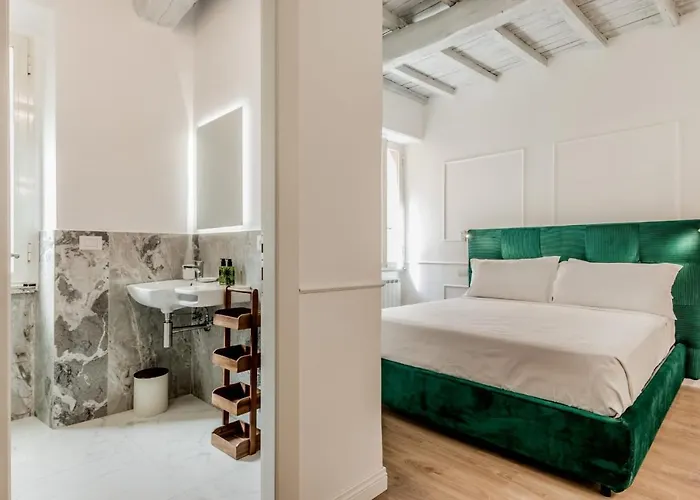 - Vittoria Palace