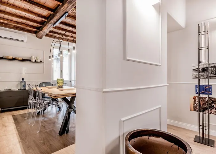 - Vittoria Palace * רומא